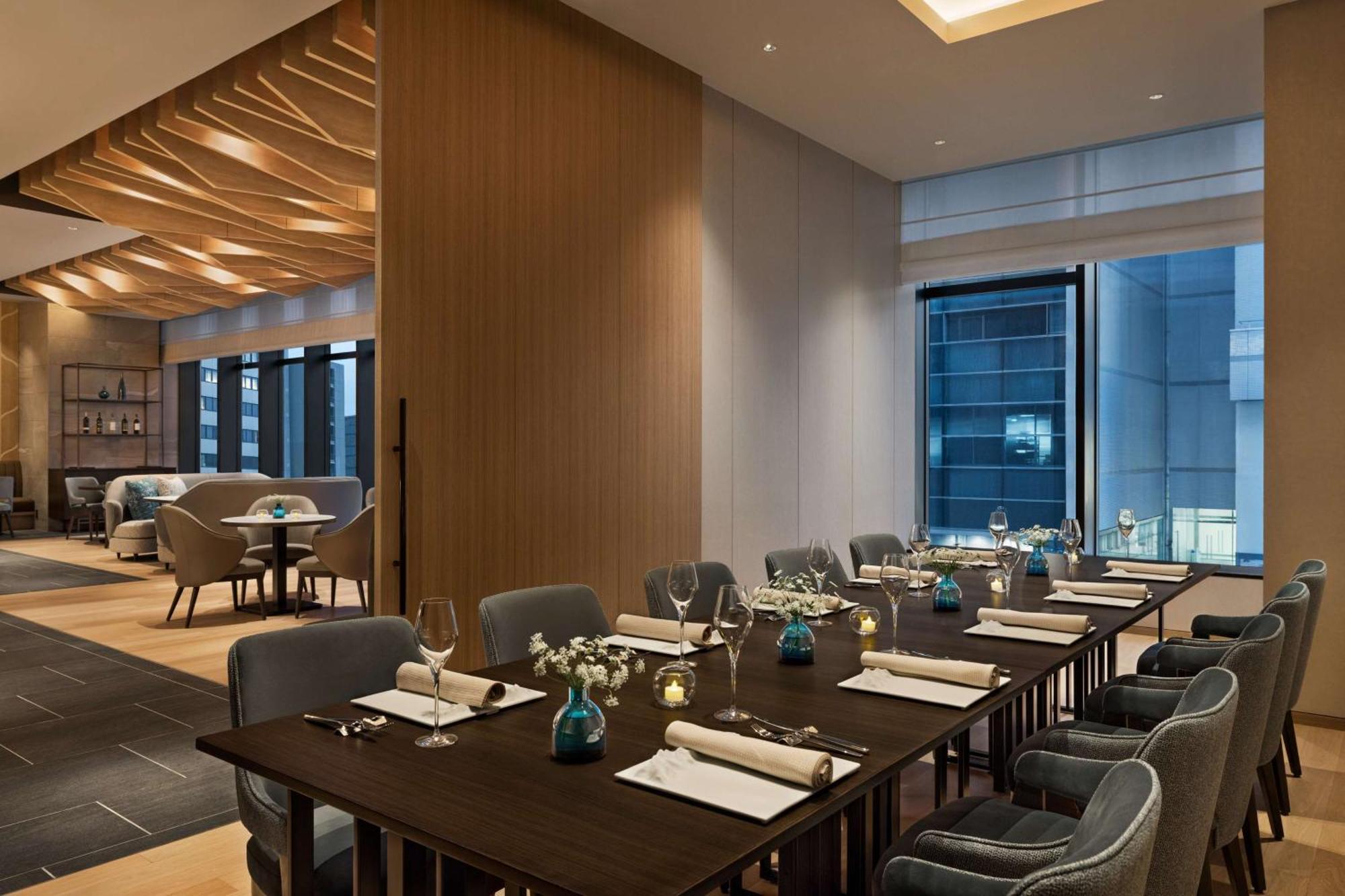 Hotel Doubletree By Hilton Toyama Station Zewnętrze zdjęcie