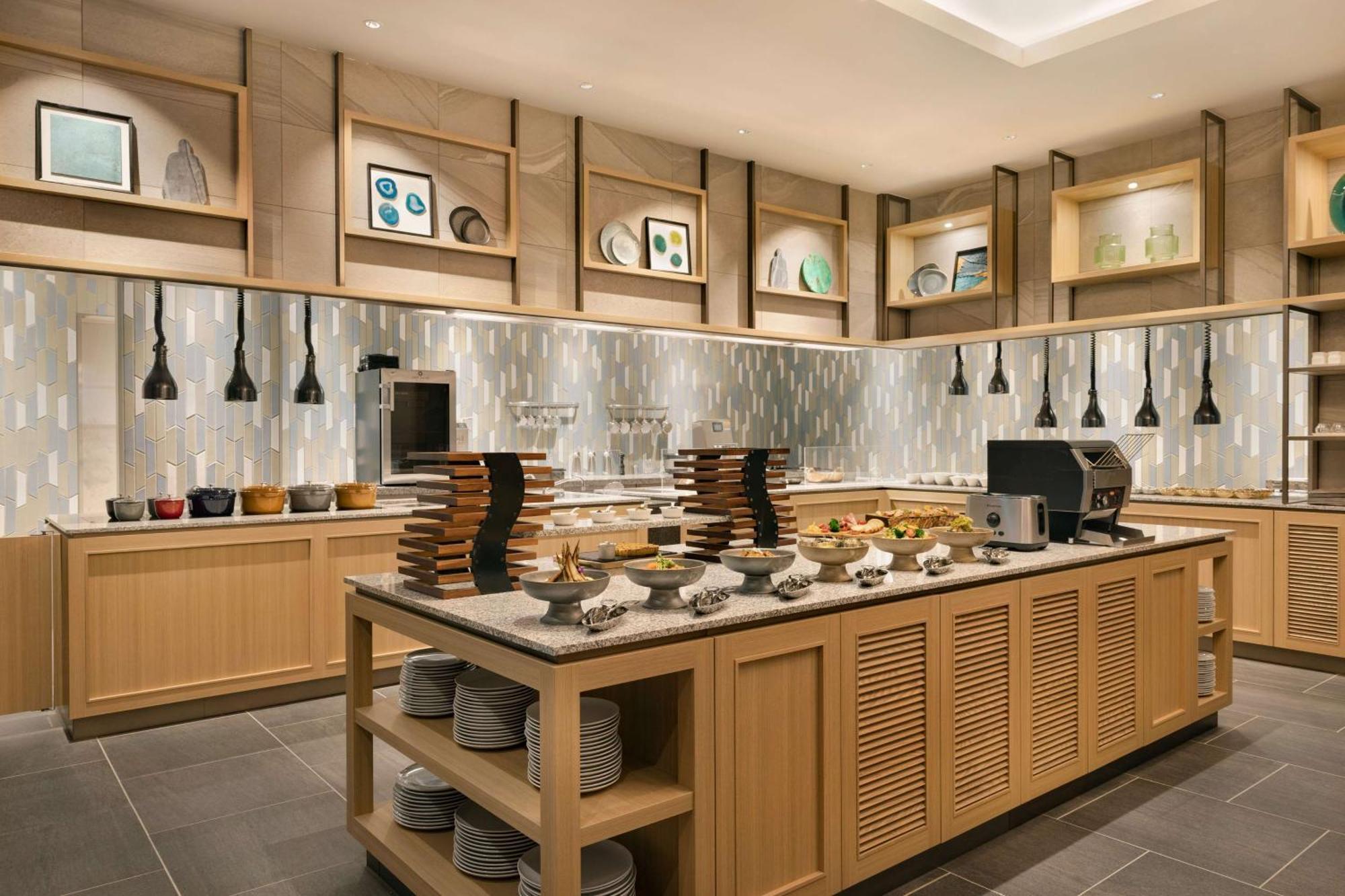 Hotel Doubletree By Hilton Toyama Station Zewnętrze zdjęcie