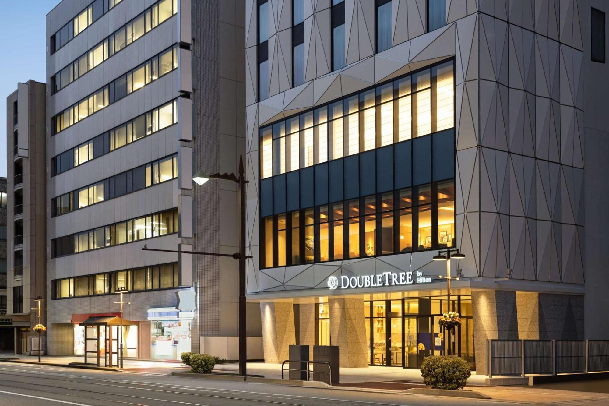 Hotel Doubletree By Hilton Toyama Station Zewnętrze zdjęcie